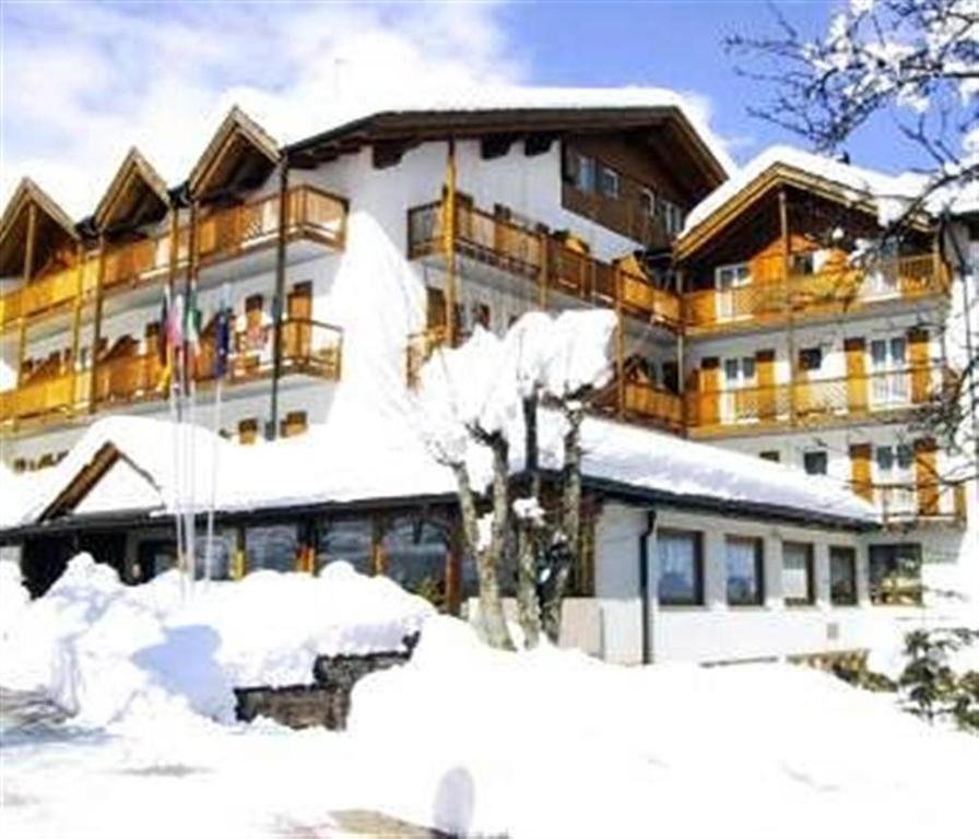 Hotel Olisamir Cavedago Exterior foto