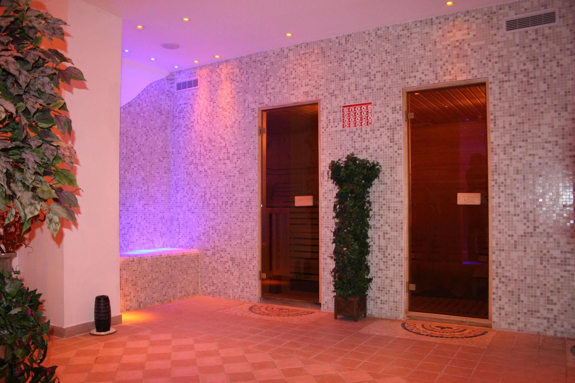 Hotel Olisamir Cavedago Exterior foto